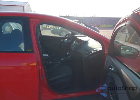 2014 Ford Focus Se из США, поврежденный, VIN 1FADP3F20EL116561